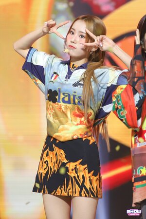 231025 YOUNG POSSE Jieun - 'MACARONI CHEESE' at Show Champion