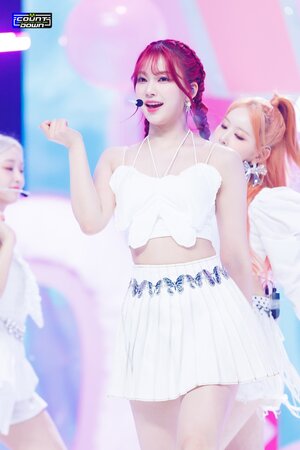 230824 STAYC Isa - 'Bubble' at M COUNTDOWN