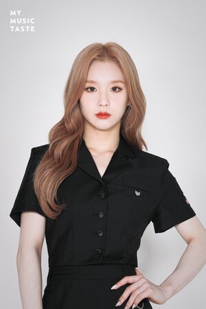 LOONA ON WAVE [&] Promotion Photos by MyMusicTaste