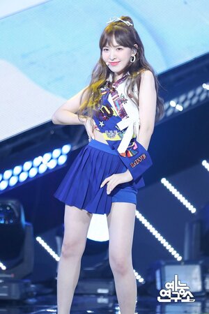 Wendy - Show! Music Core Official Photo