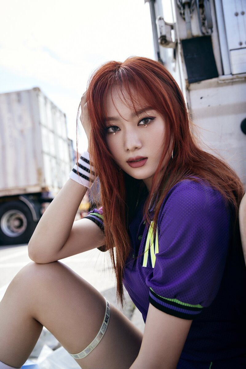 HOT ISSUE "ICONS" Concept Teaser Images documents 1
