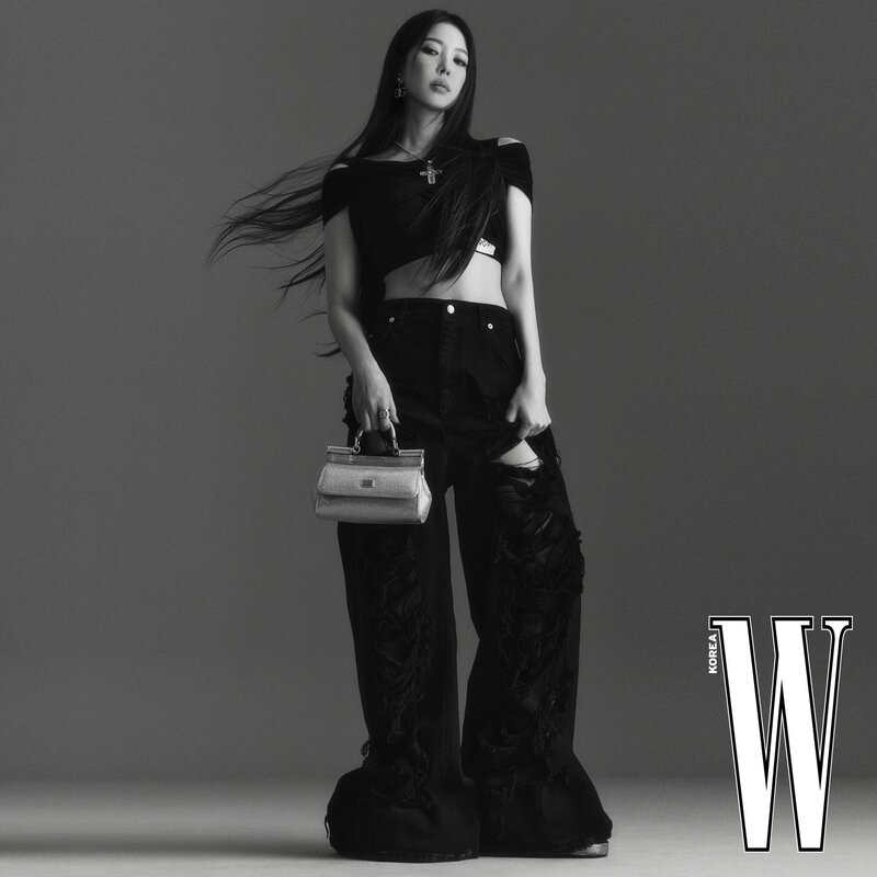 BoA & Uhm Junghwa for W Korea | May 2023 Issue documents 3