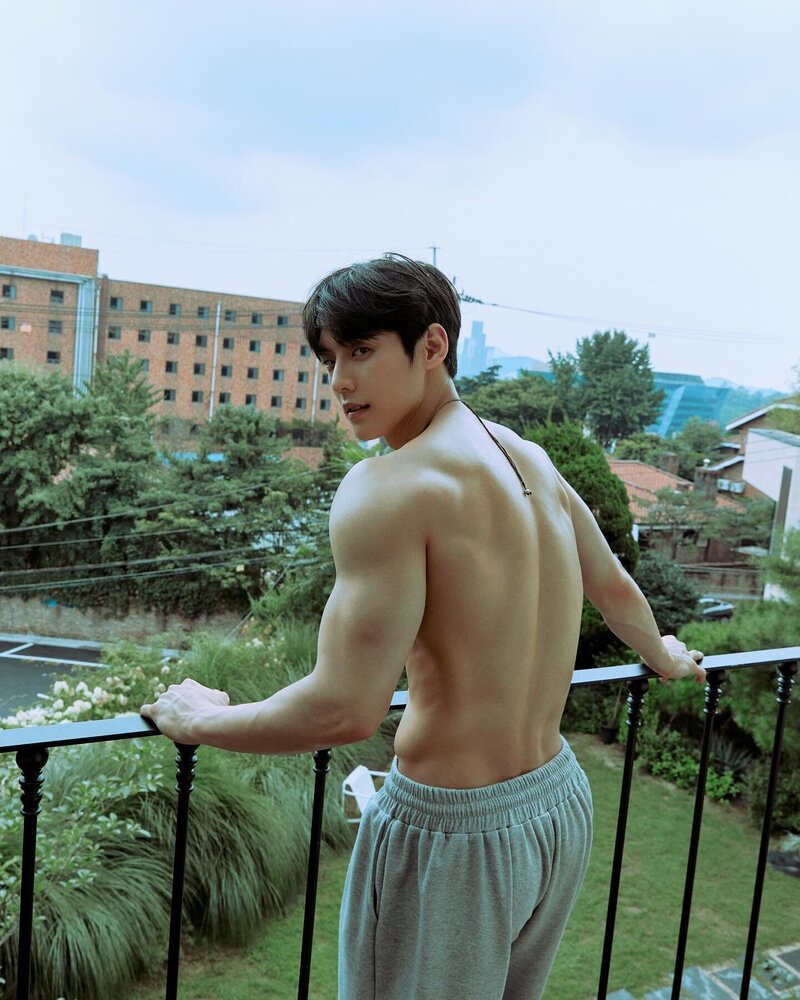 Lee Minhyuk 'Huta's Lazy Holiday' pictorial documents 9