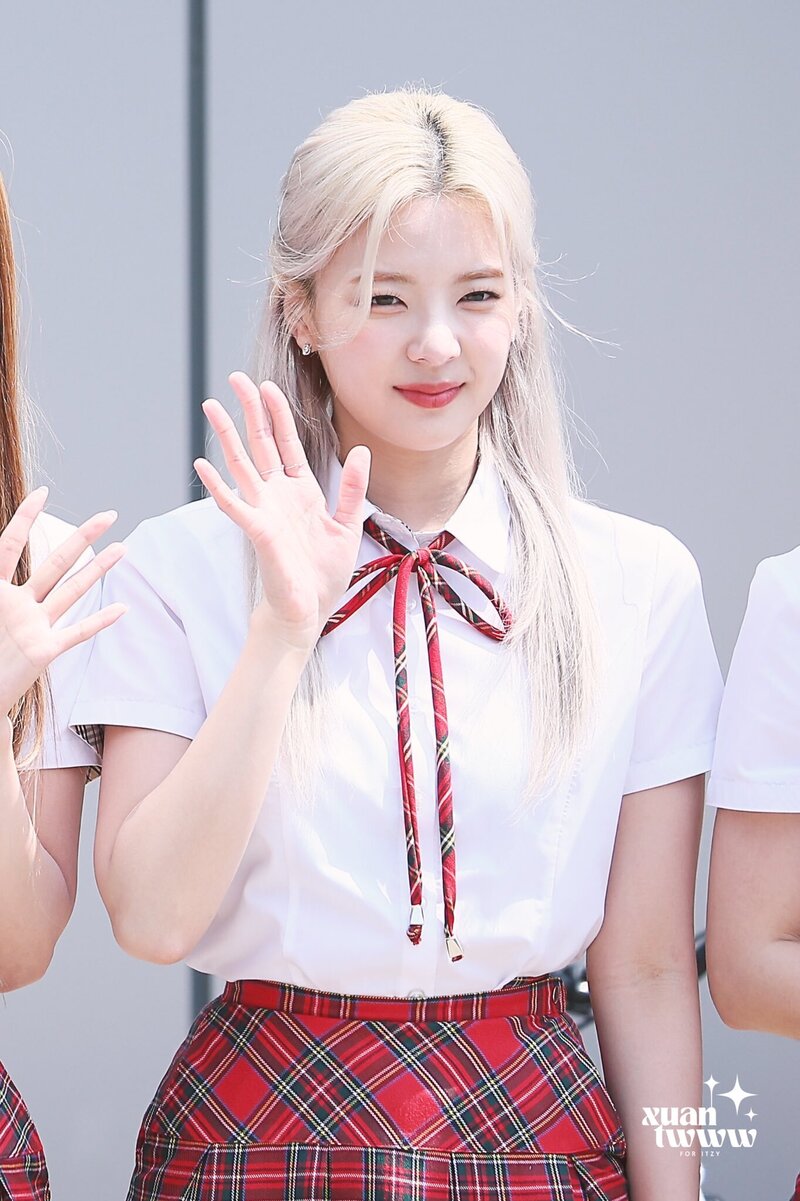 230706 ITZY Lia - Knowing Bros Commute documents 2