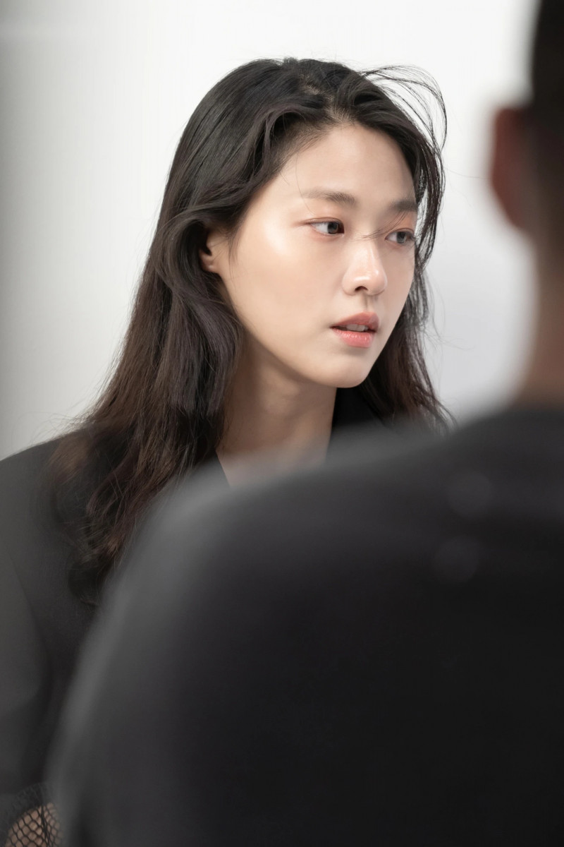 210302 FNC Naver Post - Seolhyun Vogue Photoshoot Behind documents 10