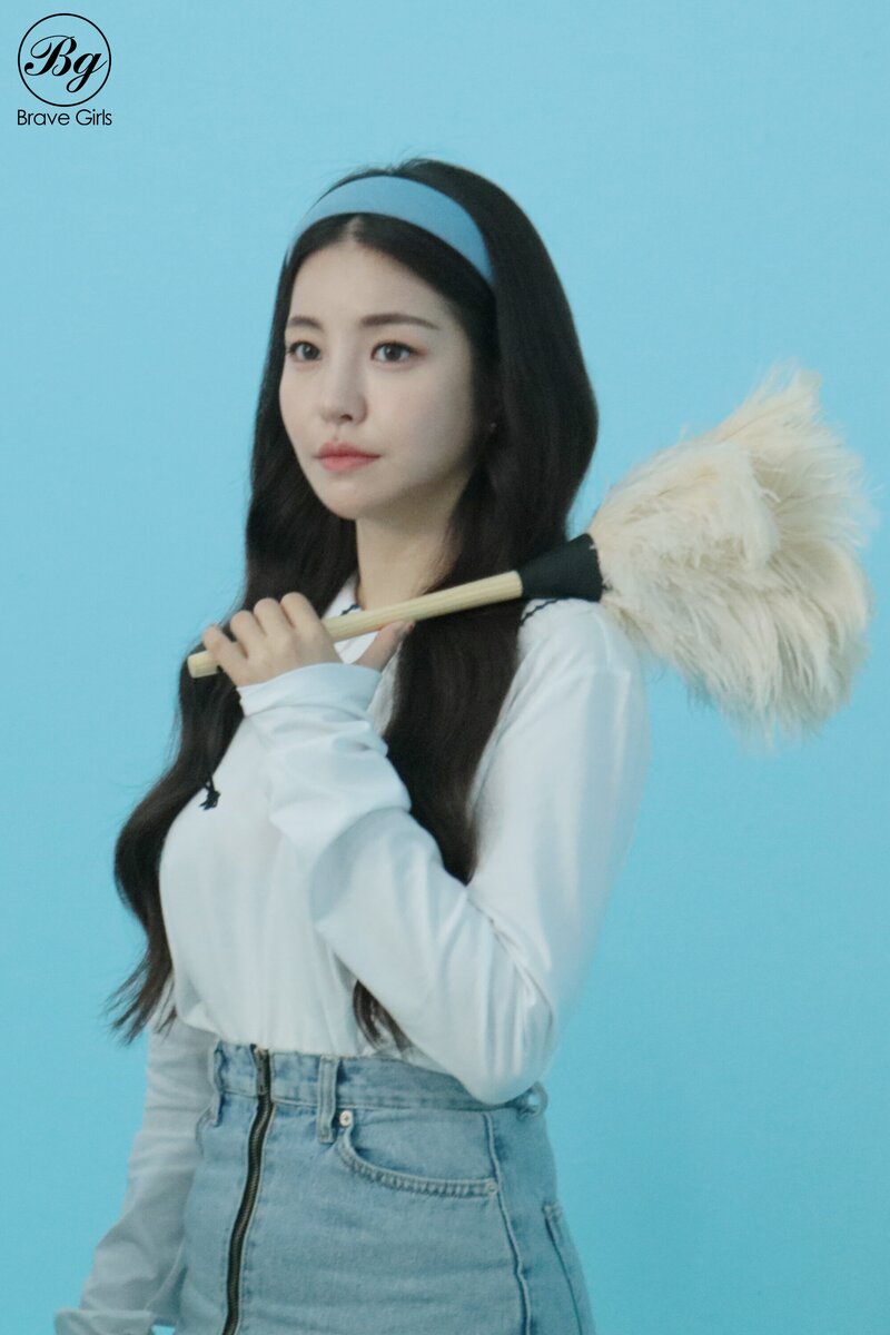 211104 Brave Entertainment Naver Post - Brave Girls  Universe Corn Flower Photoshoot Behind documents 11