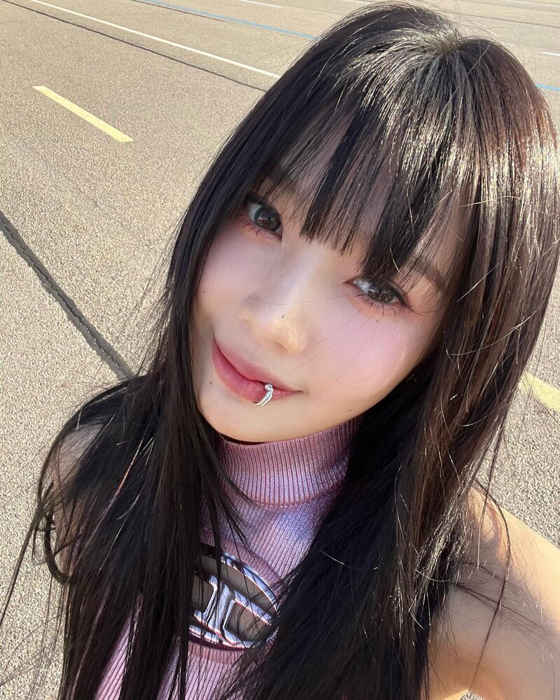 221216 Red Velvet Joy Instagram Update documents 7