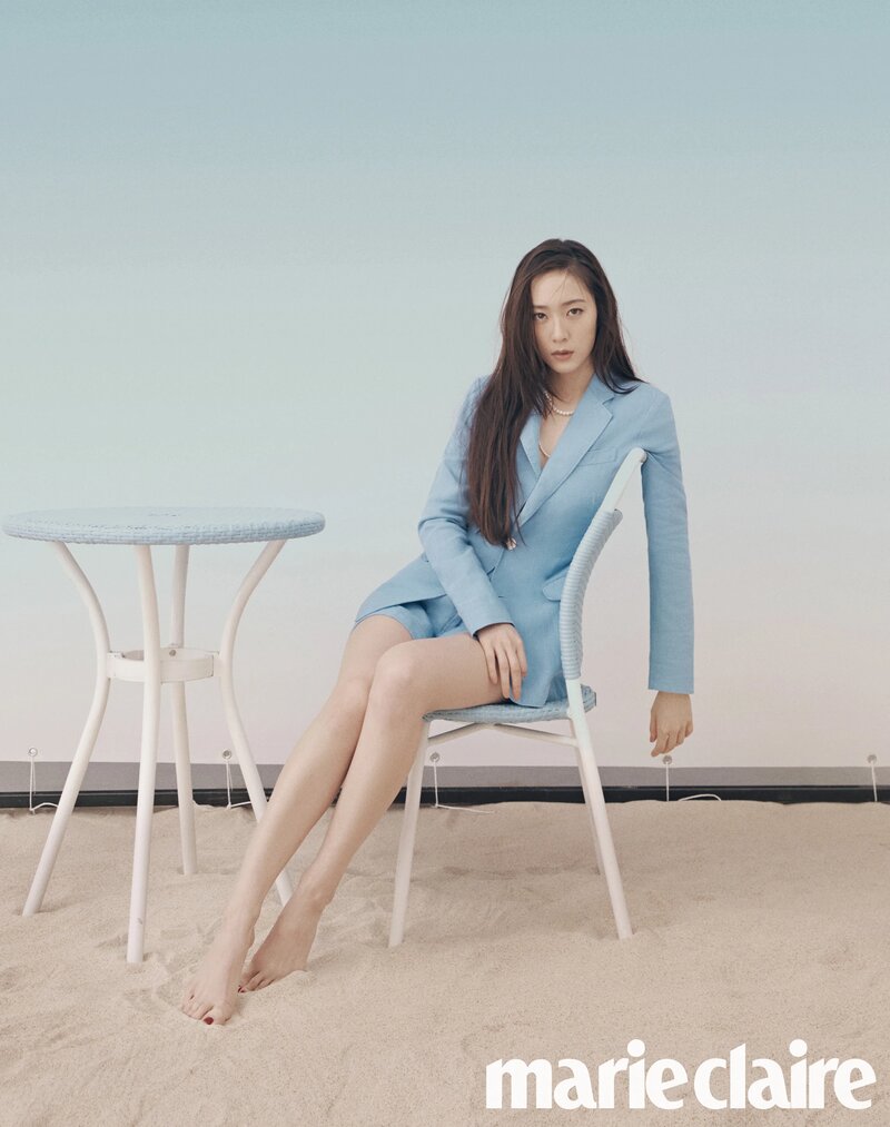 Krystal for Marie Claire Korea April 2021 Issue documents 5