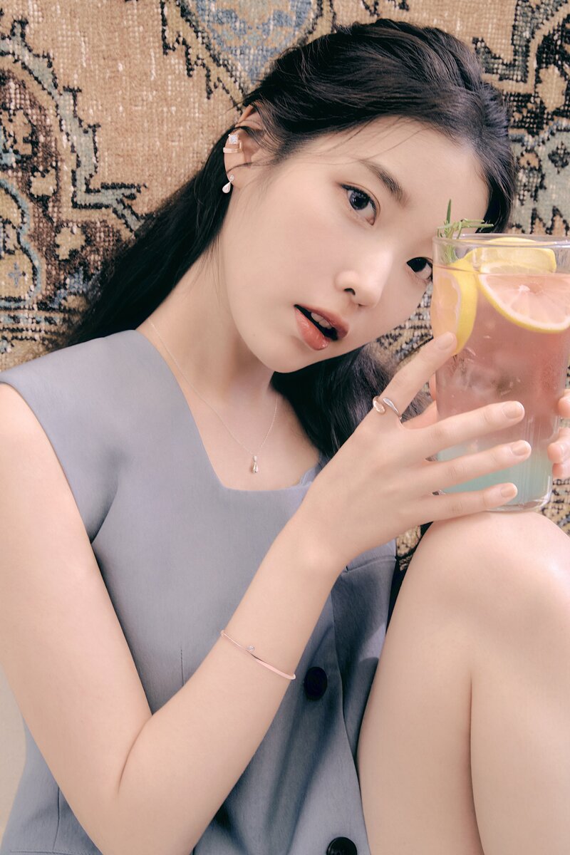IU for J.ESTINA Summer 2021 Collection documents 9