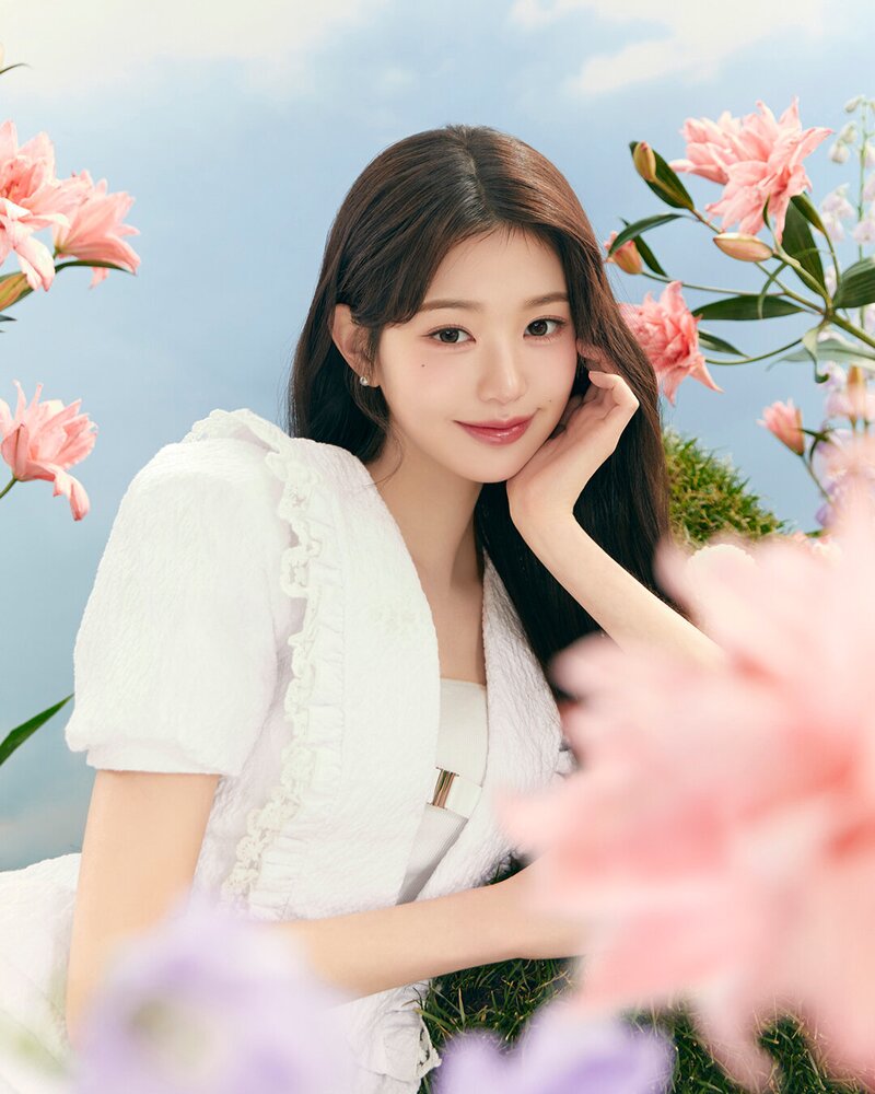 Jang Wonyoung for Hapa Kristin "One&Only Kristin" April 2024 Collection documents 10