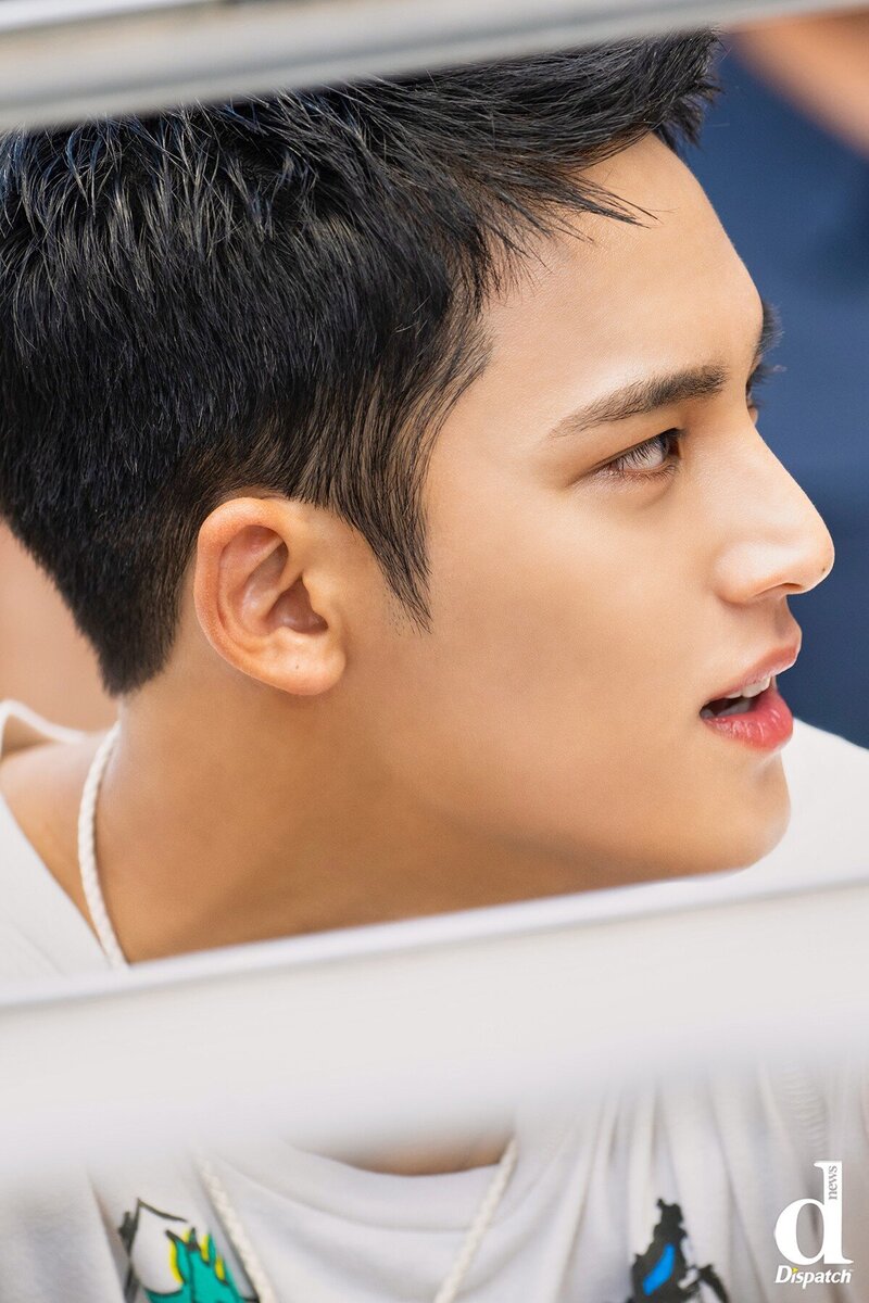 SEVENTEEN Mingyu - 'God of Music' MV Behind Photos by Dispatch documents 1