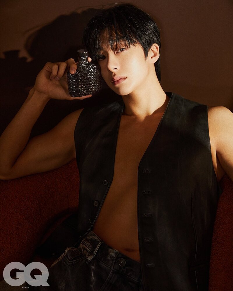 MONSTA X Hyungwon for QG Korea | May 2023 Issue documents 2