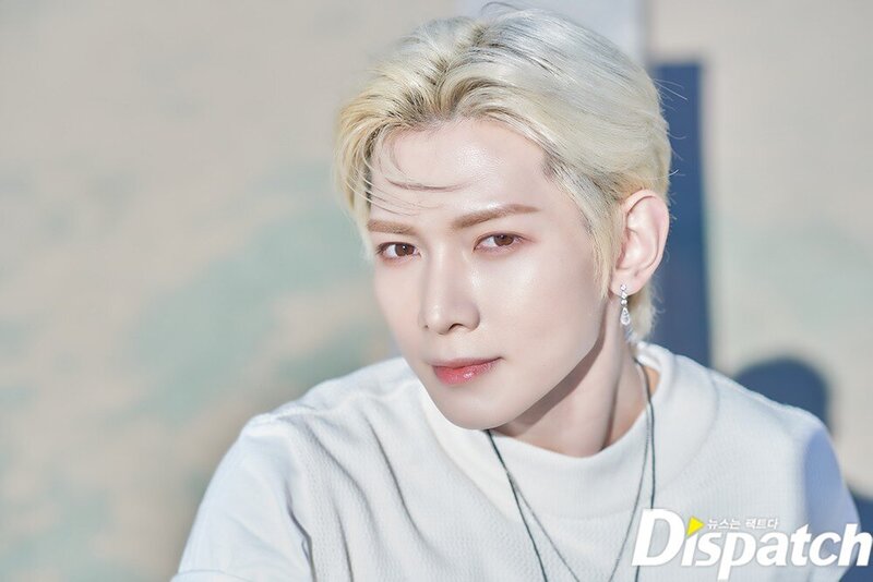 March 4, 2022 YEOSANG- 'ATEEZ IN LA' Photoshoot by DISPATCH documents 3