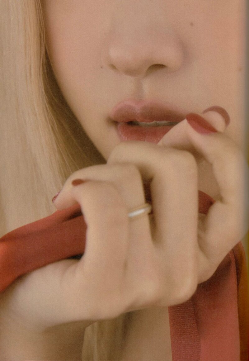 BLACKPINK Rosé - Season’s Greetings 2024: 'From HANK & ROSÉ To You' (Scans) documents 15