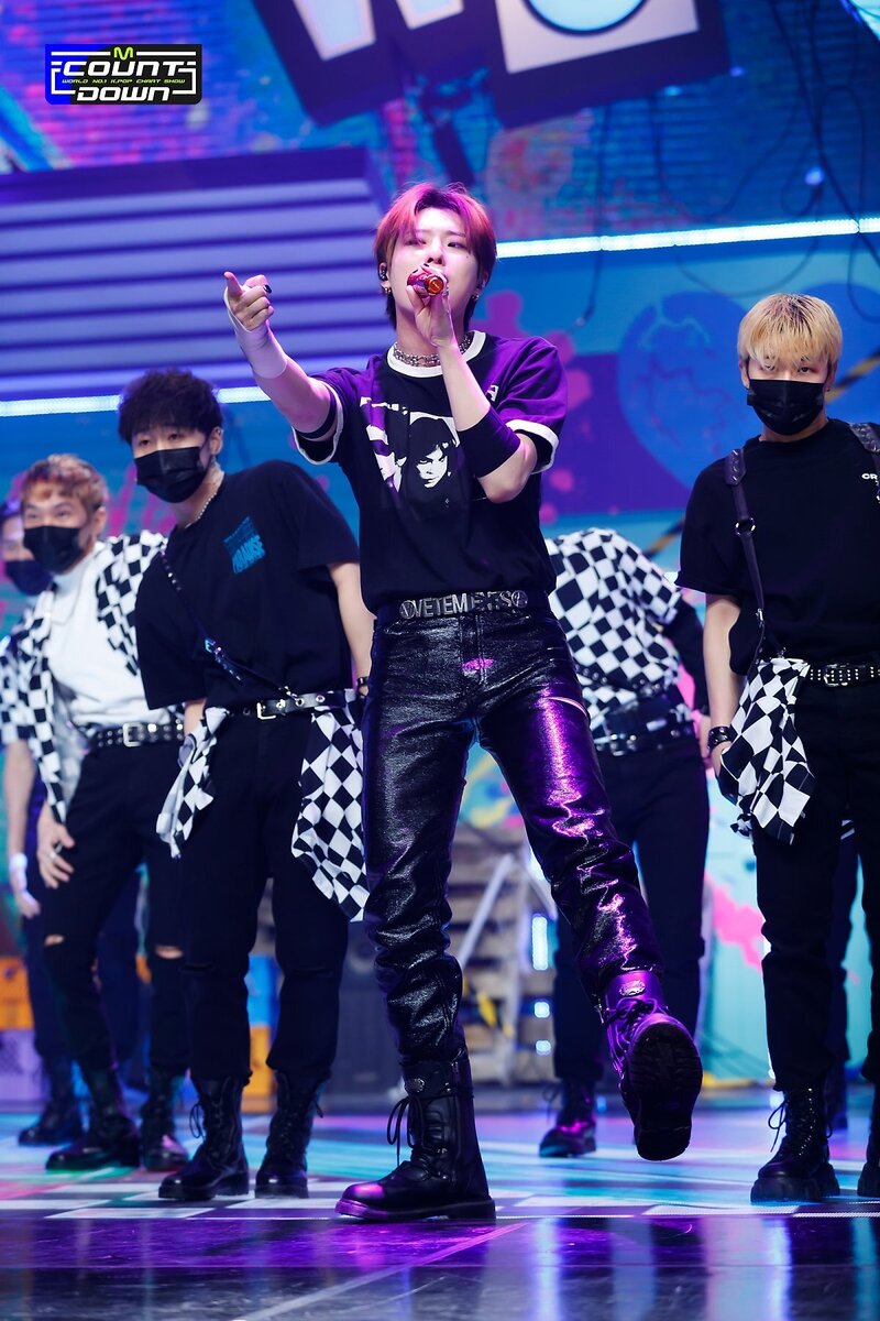 220505 Woodz - 'I Hate You' at M Countdown documents 9