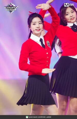 180426 TWICE Dahyun - 'What is Love?' at M COUNTDOWN