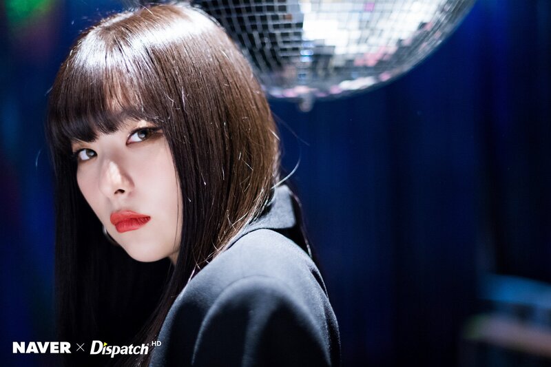 NAVER x DISPATCH Update with Red Velvet Seulgi | 180508 documents 9