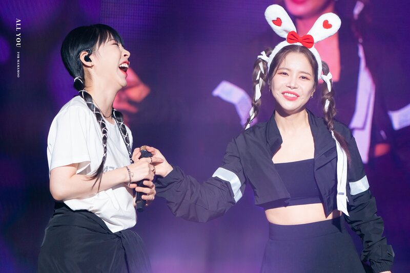 221120 MAMAMOO Solar & Moon Byul - 'MY CON' World Tour in Seoul Day 2 documents 6