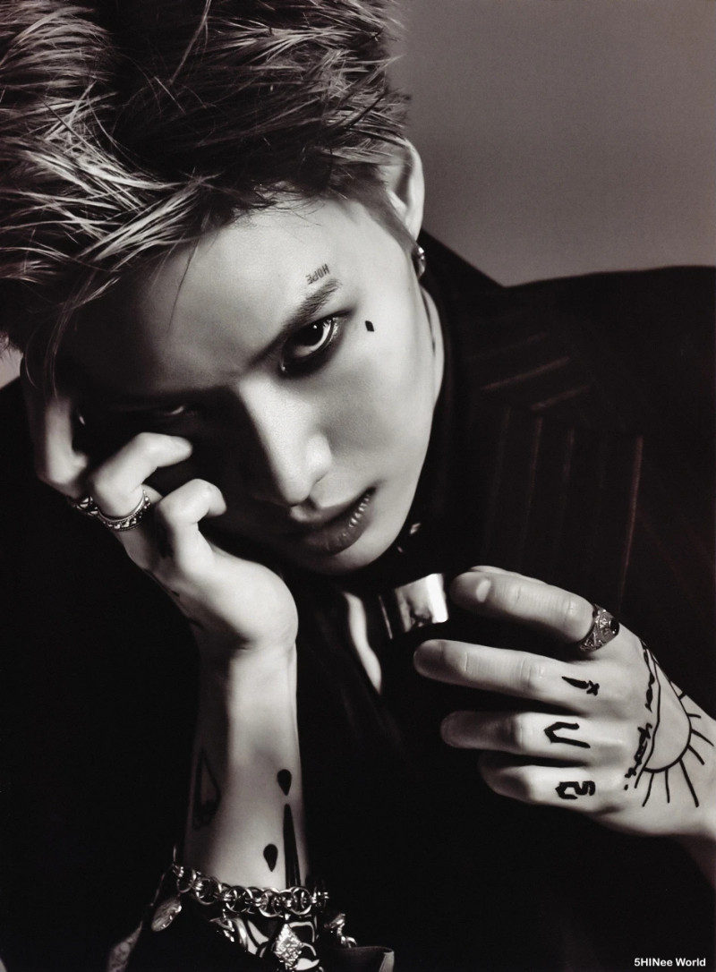 [SCANS] TAEMIN "Never Gonna Dance Again" Extended Version documents 14