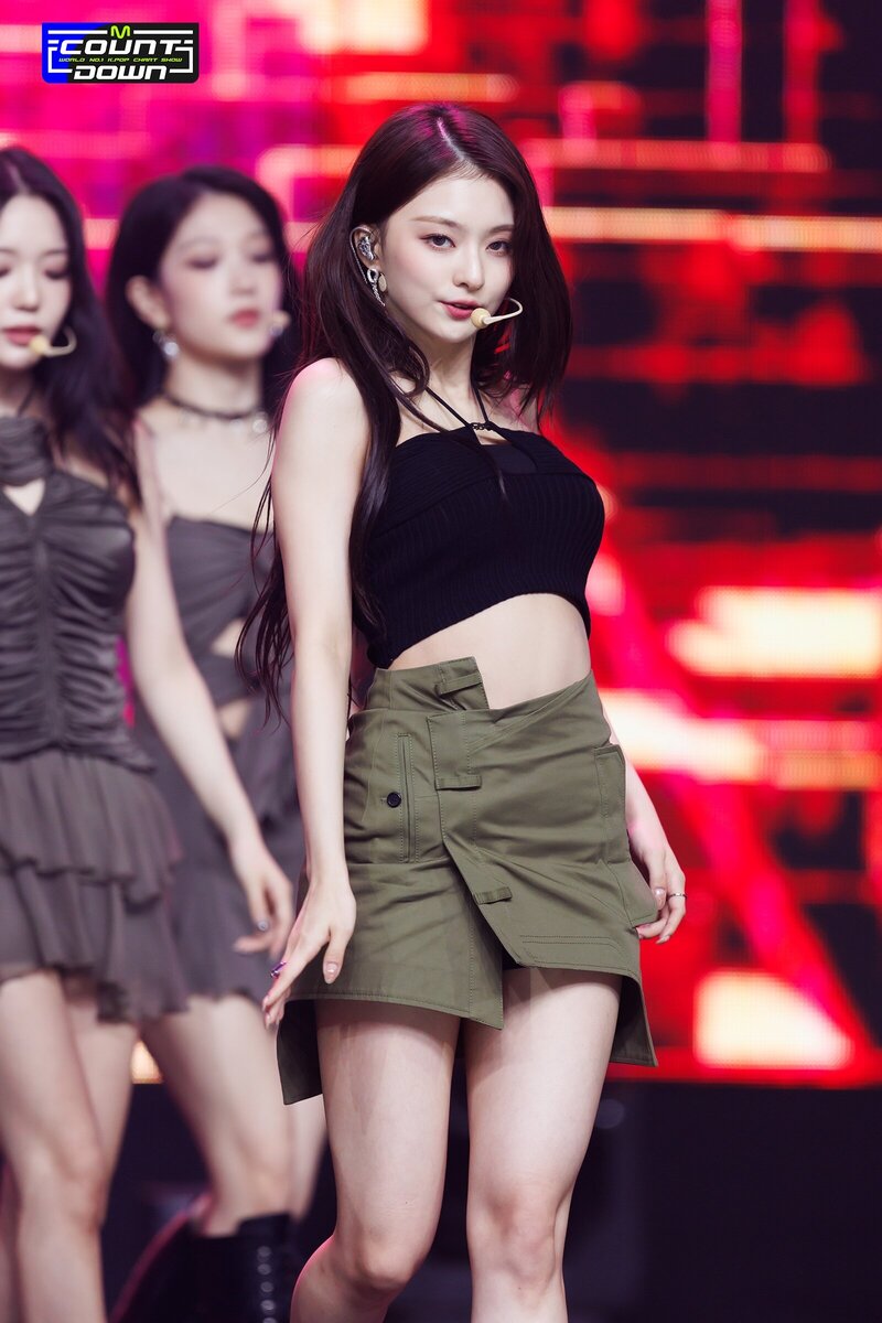 230608 fromis_9 Nagyung - '#menow' at M COUNTDOWN documents 7