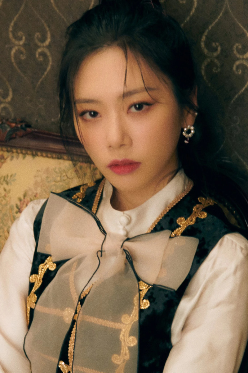 Dreamcatcher - Eclipse is the fourth Japanese single teasers documents 5