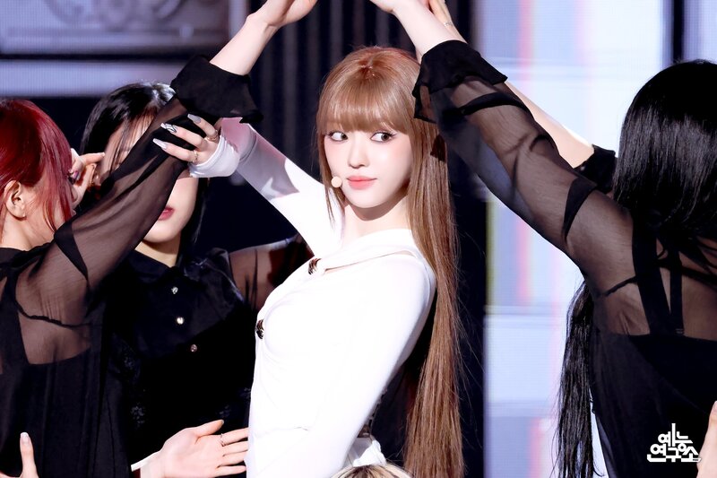 240316 OH MY GIRL YooA - 'Rooftop' at Music Core documents 3