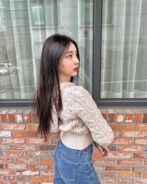 220220 Jieun Instagram Update (BUSTERS)