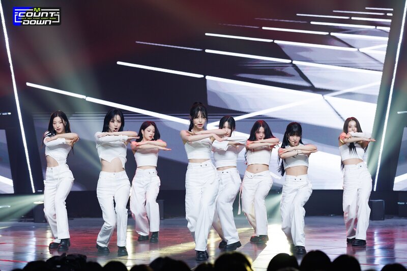 230608 fromis_9 - '#menow' & 'Attitude' at M COUNTDOWN documents 19