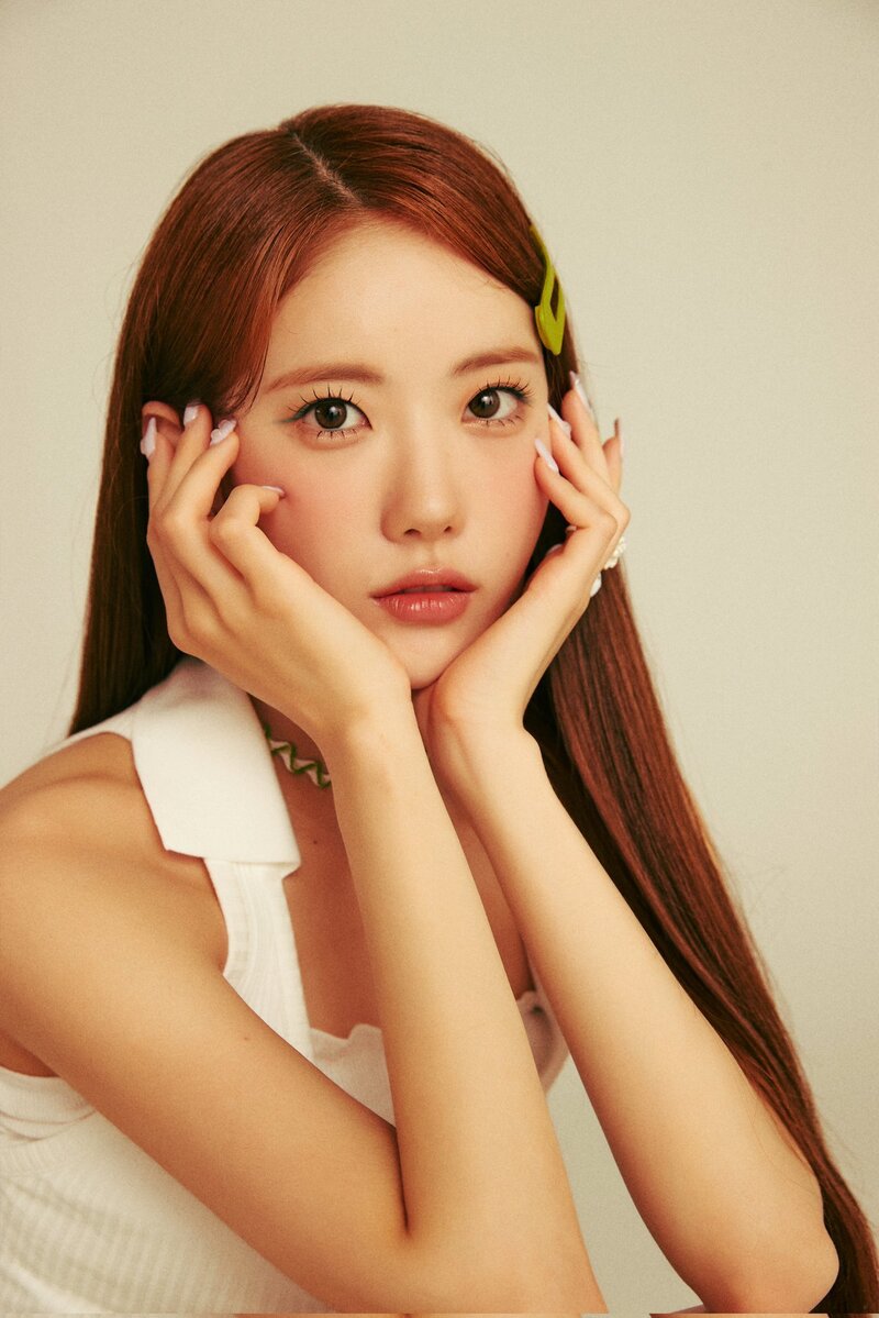 WJSN for Universe 'Retro Green' Photoshoot 2023 documents 4