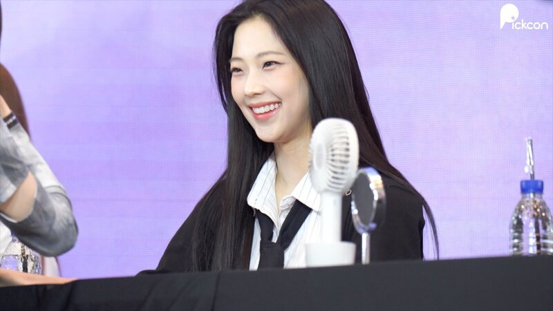 240413 RUKA AT FANSIGN EVENT documents 6