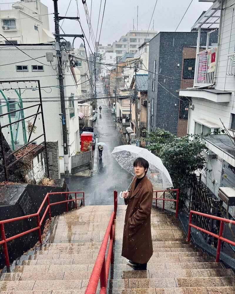 240206 ATEEZ Instagram Update - Yunho documents 10