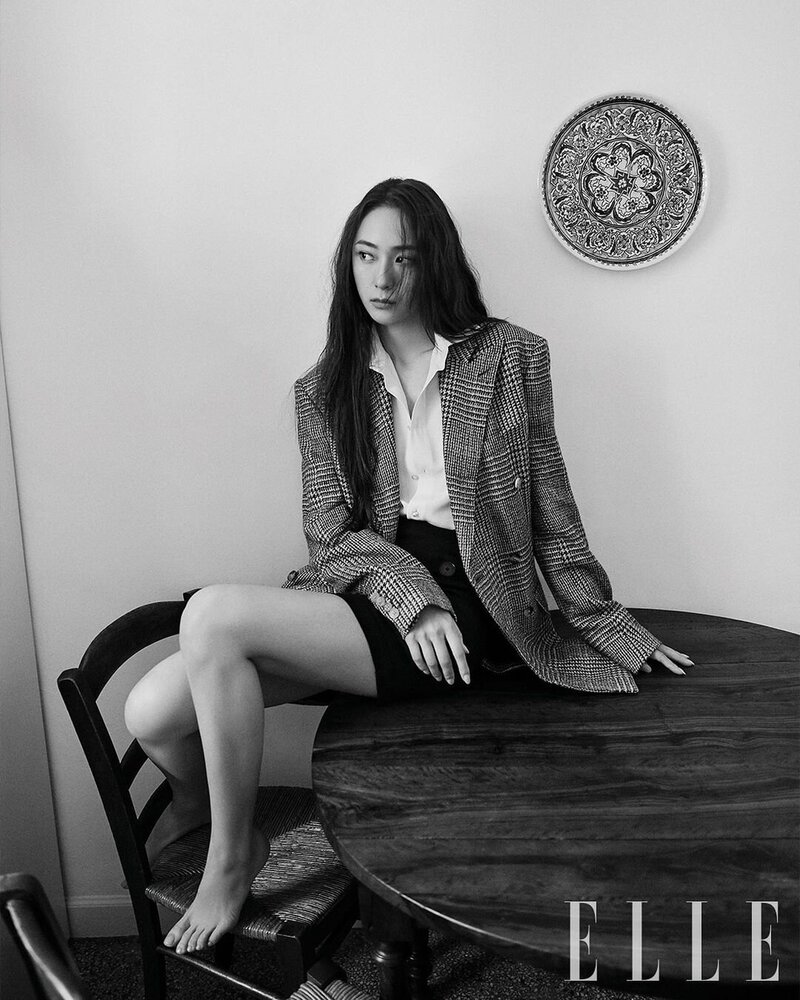 KRYSTAL IN CANNES for ELLE Korea Magazine - July Issue 2023 documents 1