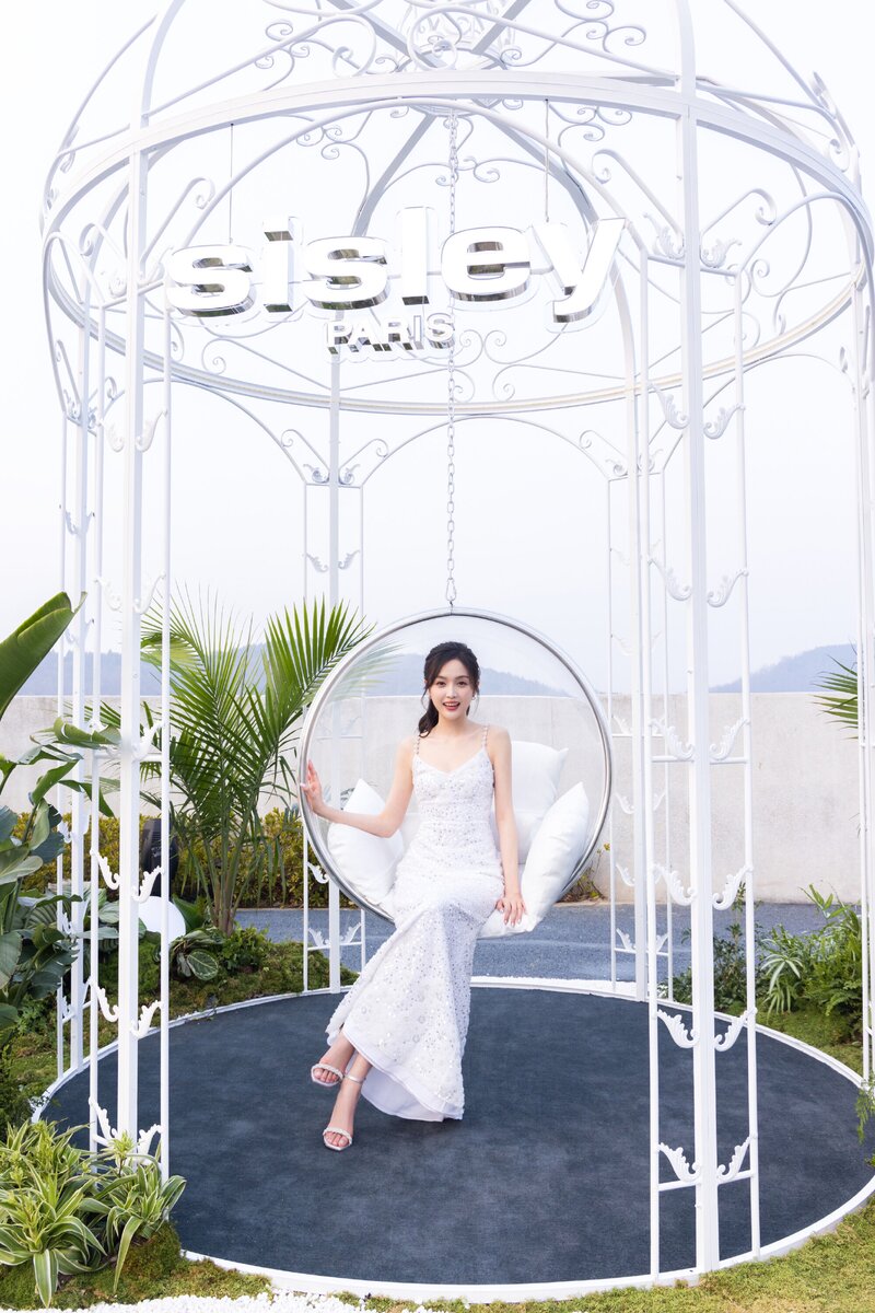 230301 Xuan Yi Studio Weibo Update - Sisley Brand Event documents 22