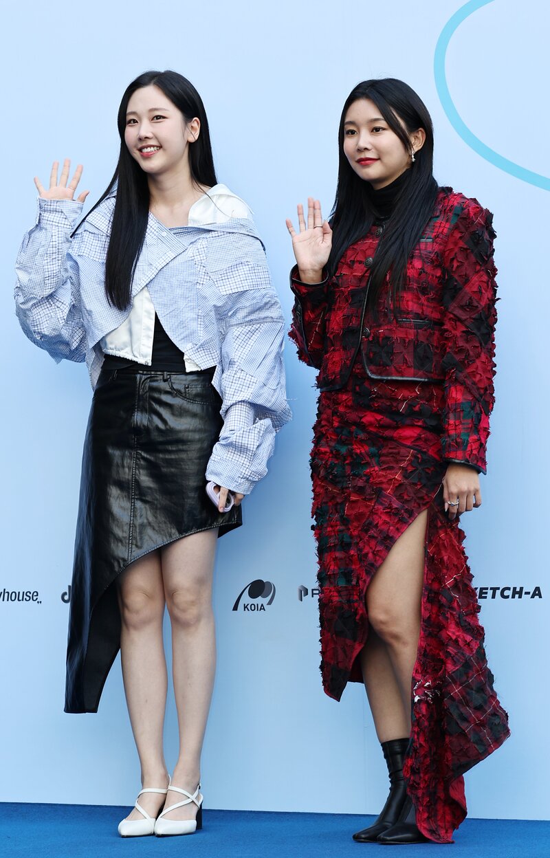 230905 Nayun and Hyebin at Seoul Fashion Week documents 4