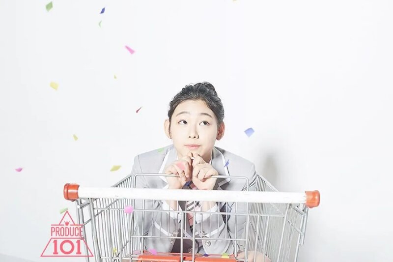 Kang_Mina_Produce_101_Promotional_3.jpg