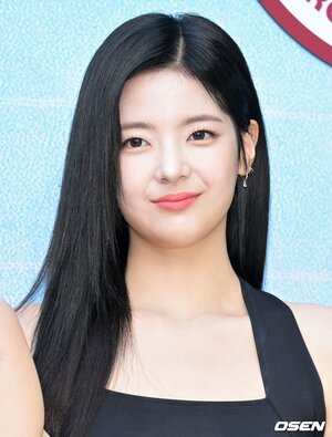 230908 ITZY Lia at 'Canada Goose' Launch Event