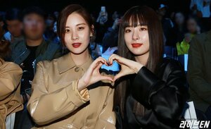 180324 Seohyun & Seulgi at Seoul Fashion Week