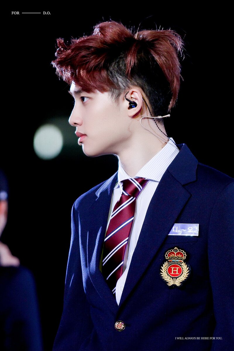 130901 EXO D.O at Incheon Korean Music Wave documents 1