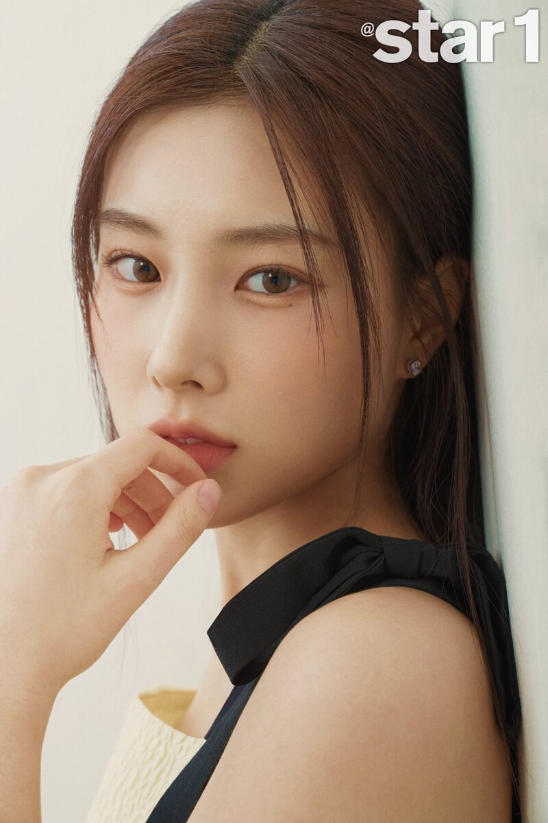 Kang Hyewon for Star1 Magazine June 2022 Issue documents 1