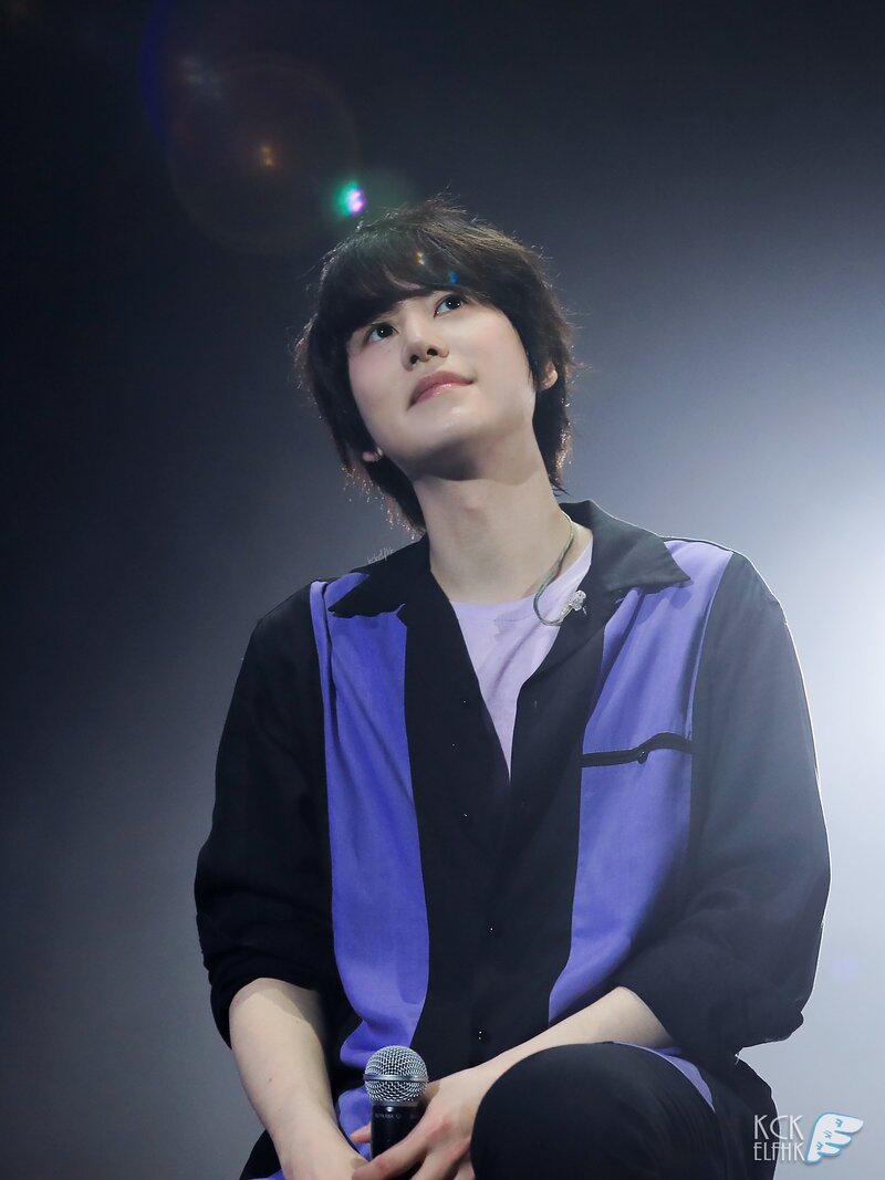 200119 Super Junior Kyuhyun at SS8 in Macau (Day 2) documents 6