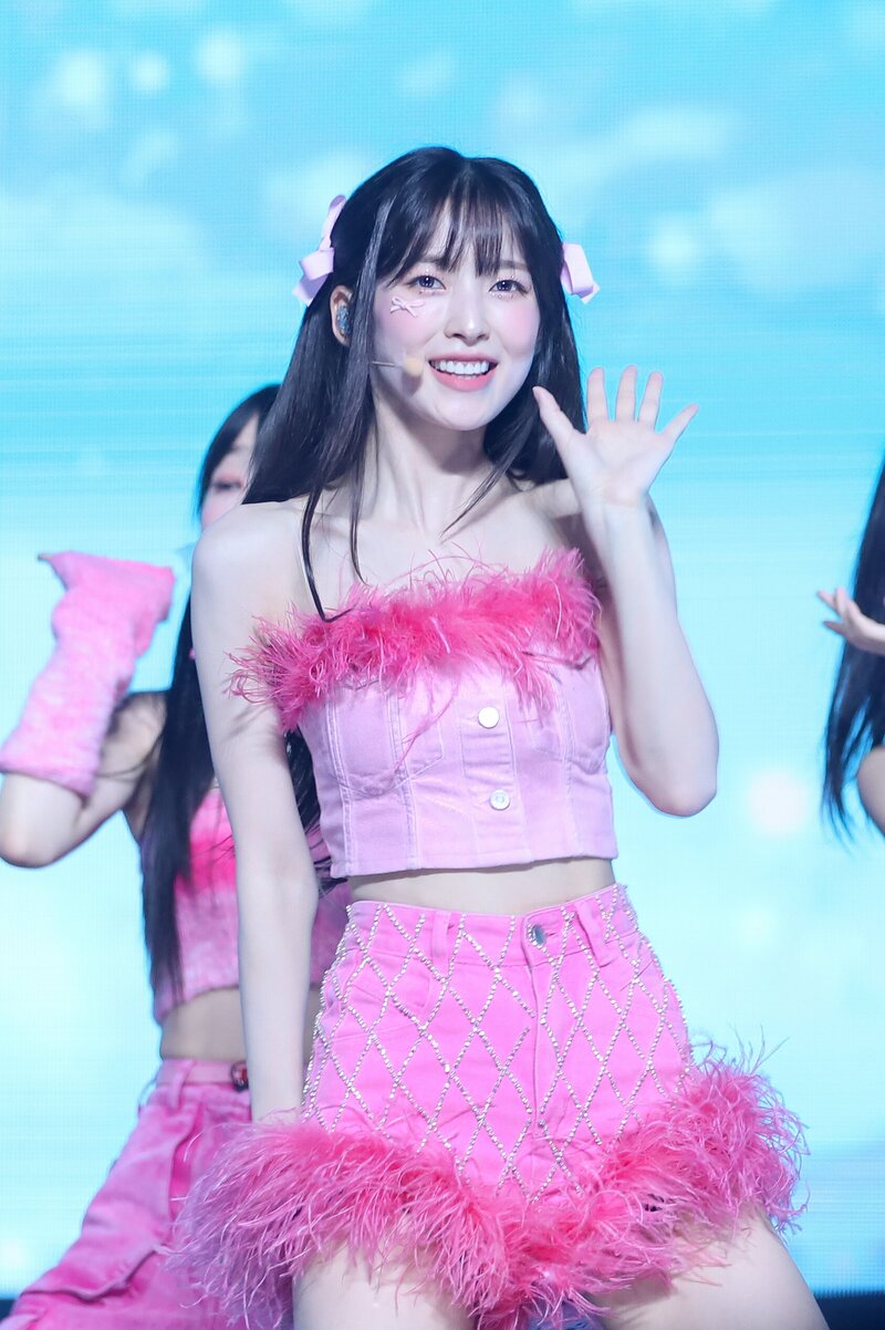 230802 OH MY GIRL Arin - 'Celebrate' at Show Champion documents 4