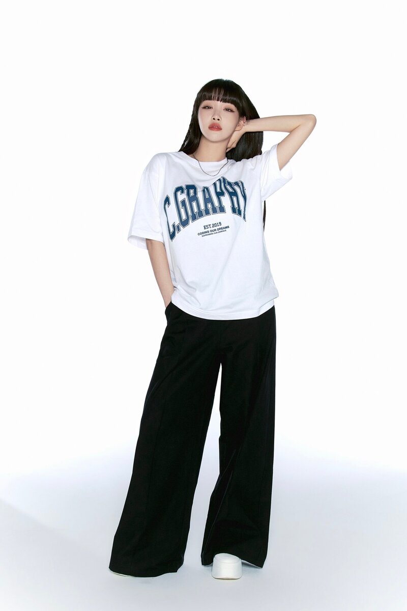 Chungha for Code:graphy documents 19