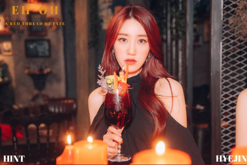 HINT_Hyejin_Eh-Oh_Red_thread_of_fate_concept_photo_(1).png