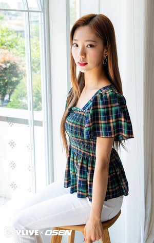 WJSN's Yeoreum "Star Road" photos by VLIVE x OSEN