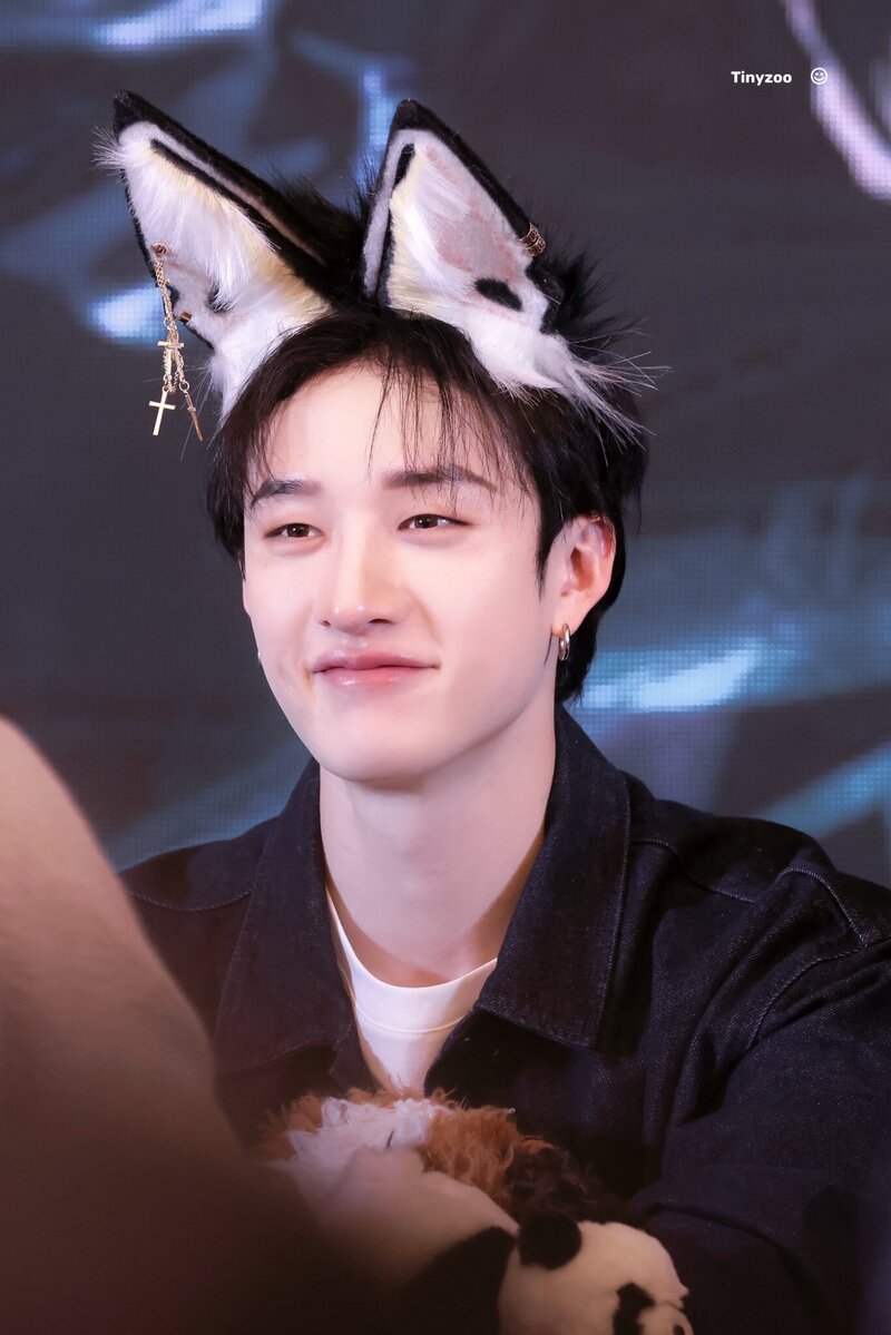 240203 StrayKids Bang Chan - KMS Fansign Event documents 1