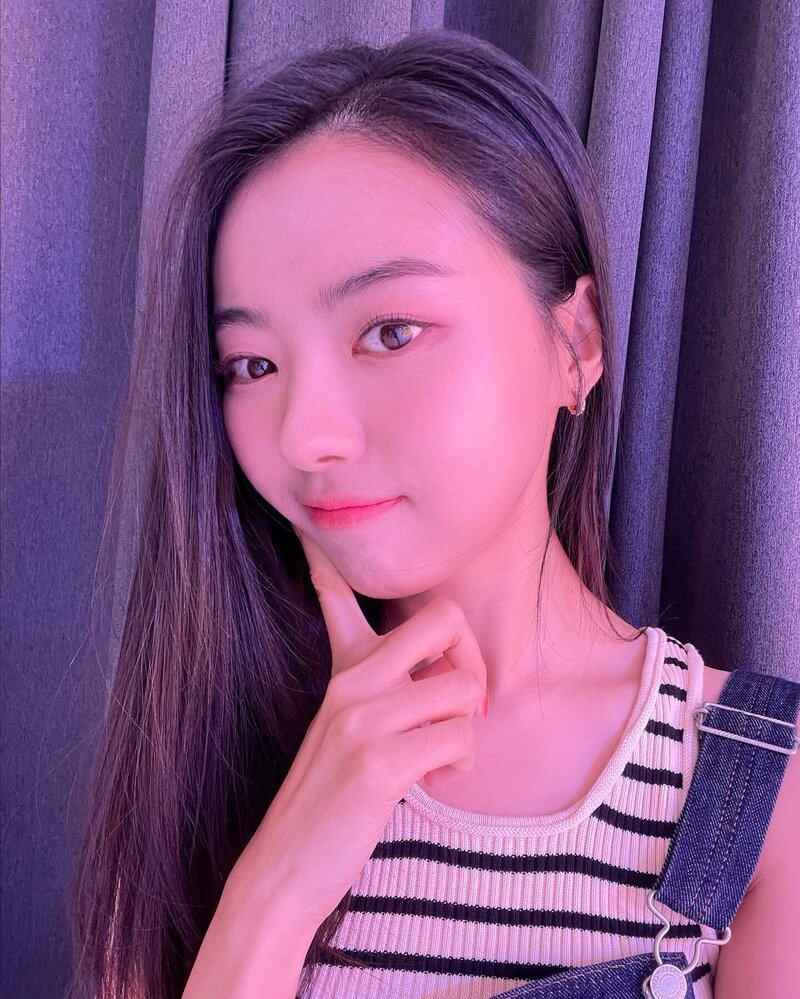 220307 Nayoung Instagram Update documents 2