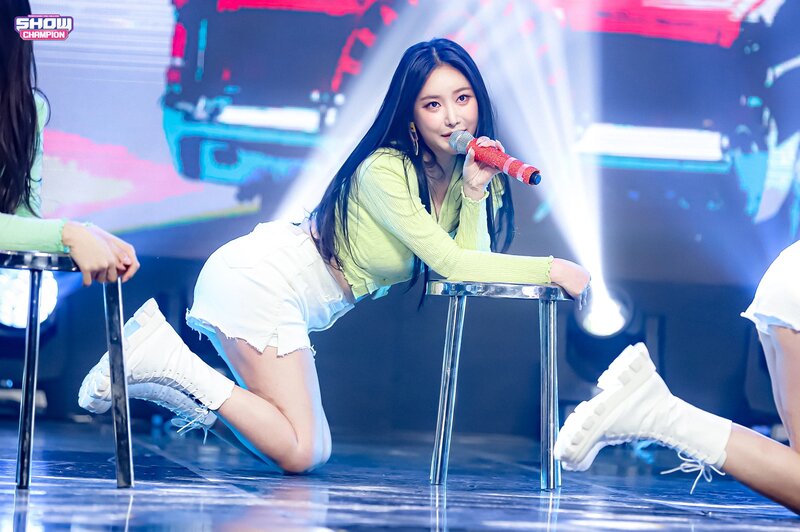 210317 Brave Girls - Rollin' at Show Champion documents 5