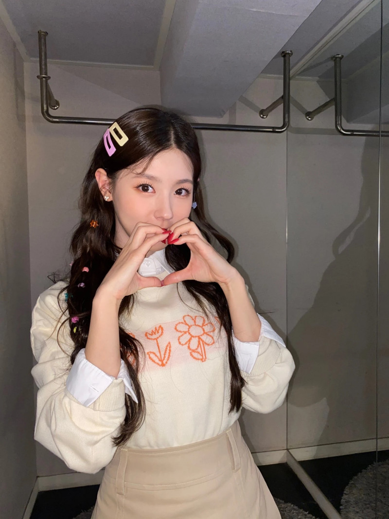 210504 (G)I-DLE SNS Update documents 4