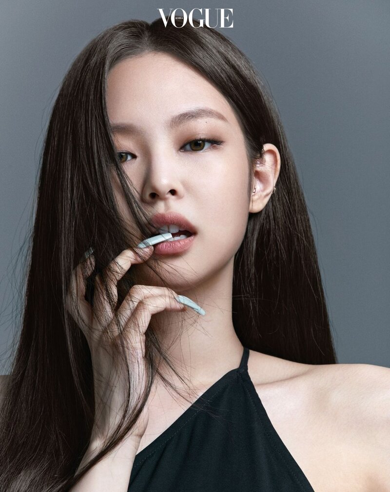 BLACKPINK - Vogue Korea - June 2021 documents 7