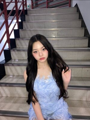221212 CLASS:y Twitter & Instagram update - Boeun